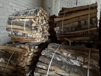 Birkenbrennholz, trocken gelagert