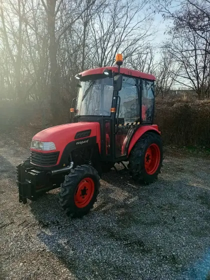 Ecopard Traktor Allrad 4x4 mit Heizung