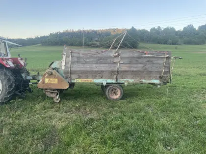 Lely Dechentreiter Ladewagen