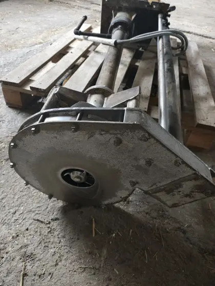 Flüssigfütterung Niro Saug-Rühr Pumpwerk mit 15 PS el. Motor