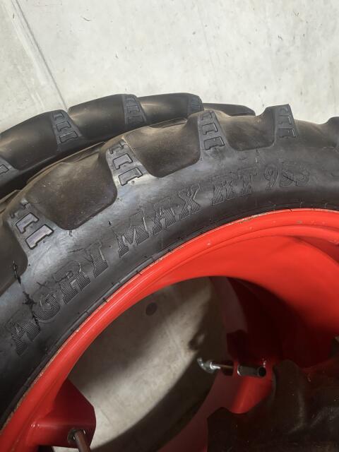 Reifen BKT 230/95 R40