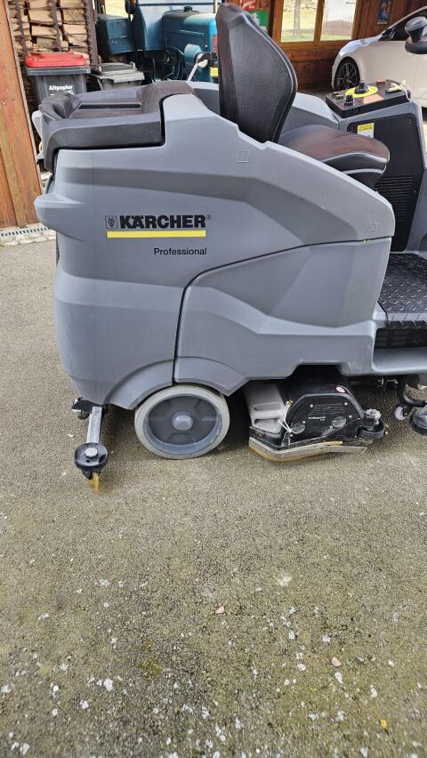 Scheuersaugmaschine Putzmaschine Kärcher B150R