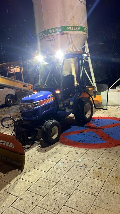 Iseki TM3200