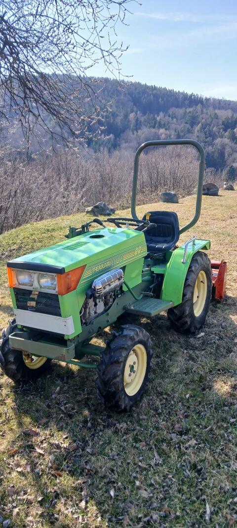 Ferrari Traktor F1100