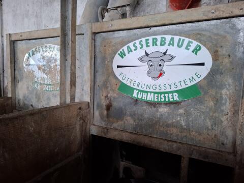 Kraftfutterstationen