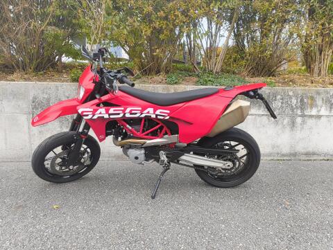 GasGas SM700