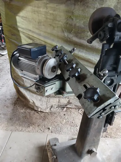 Schleifgerät für Hobelmesser