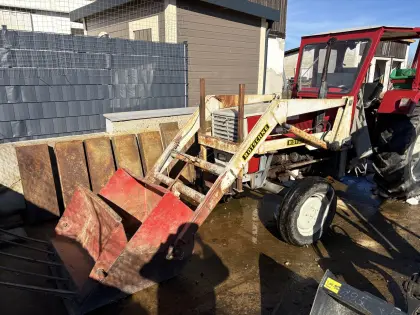 Rotschne Frontlader Steyr 650