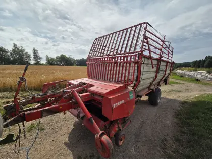 Ladewagen Pöttinger Trend 2