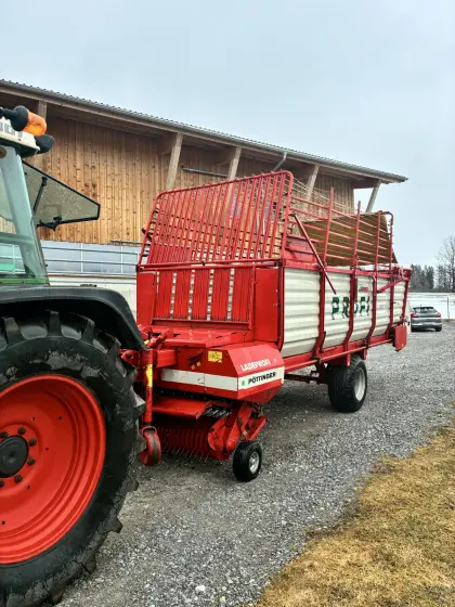 Pöttinger Ladeprofi 2