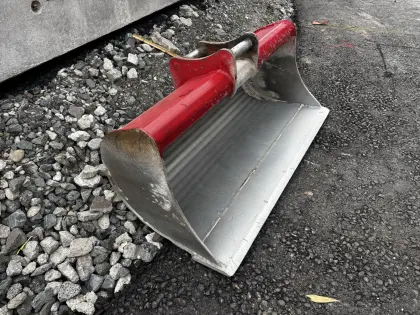 Böschungslöffel 1.500 mm Martin M10 bzw. Geel SW020