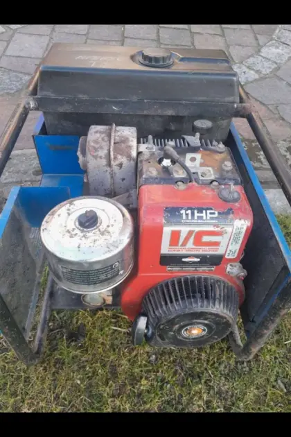 Notstromaggregat, Kraftstrom und Lichtstrom