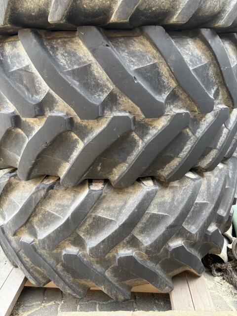 Kompletträder 650/65 R38
