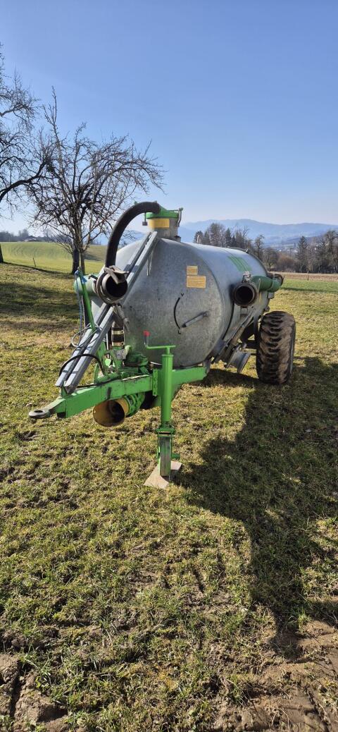 Bauer Güllefass V30