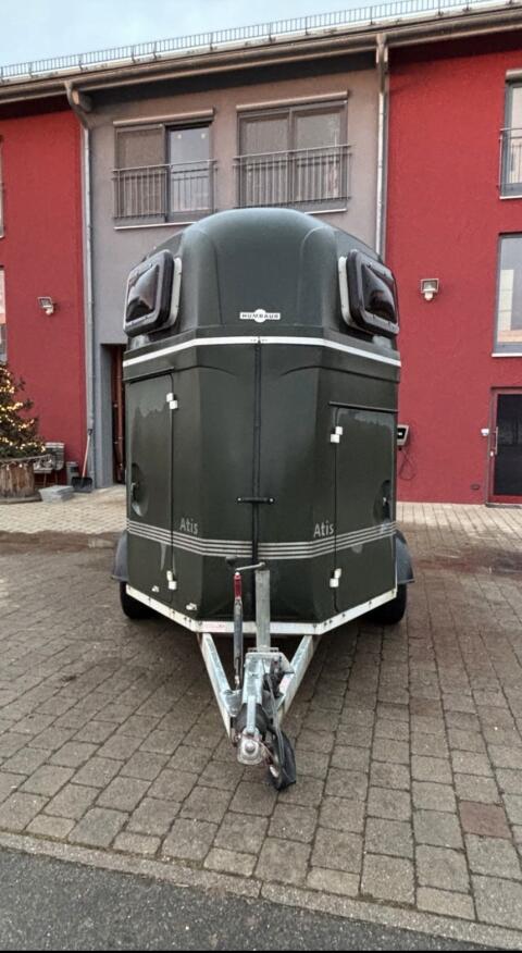 Pferdeanhänger Humbaur