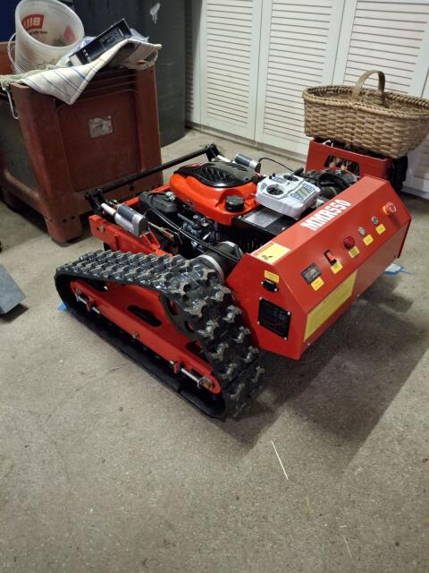 Ferngesteuerter Mulcher