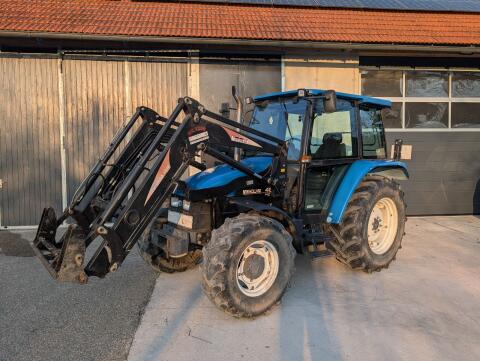 New Holland 4835 DT