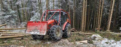 Kompletträder mit Netzketten Massey Ferguson
