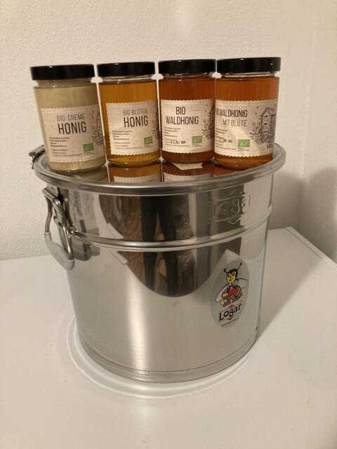 Bio Honig im Großgebinde zu verkaufen