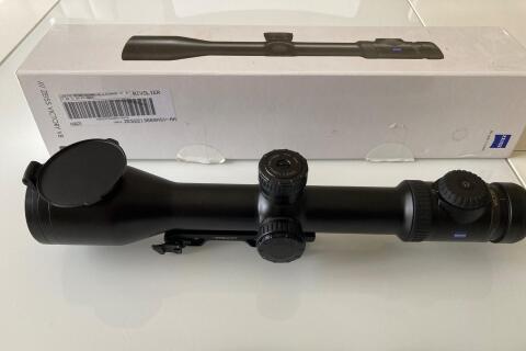 Zeiss Victory V8 2,8-20x56 Zielfernrohr