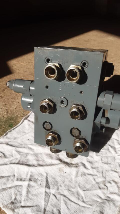 Steuerblock für Blockschneider Fella TU 145