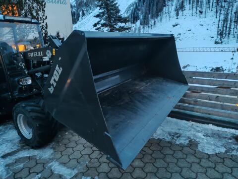 Stoll Robust U 2,20 MH
