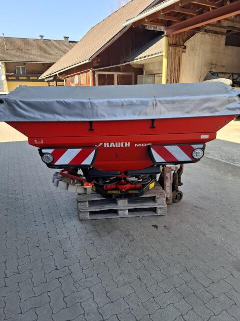 Rauch MDS 18.2 E-Click mit Grenzstreue, 1.500 kg Bj. 2021