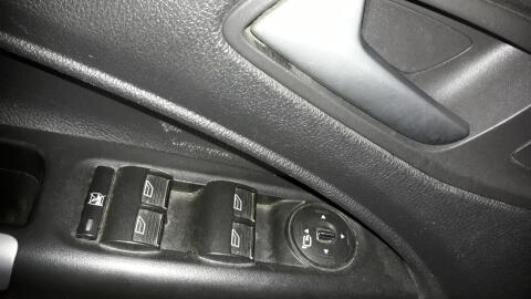 Ford Tourneo Connect Titanium, AHK, 1,6 TDCI, 116 PS, Klima