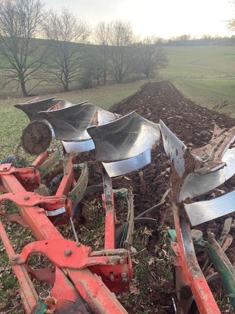 4-Schar Kverneland Vario-Pflug mit Steinsicherung EG 85-160-9