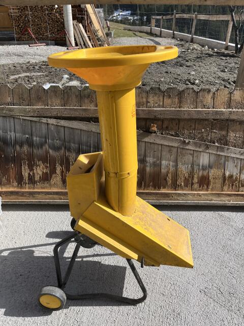 Alko Häcksler TCS 3200/380