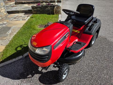 Rasentraktor Jonsered LT2213 CA Allrad
