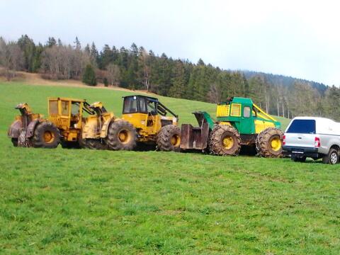 Suche Timberjack bzw. auch Cat Forstschlepper