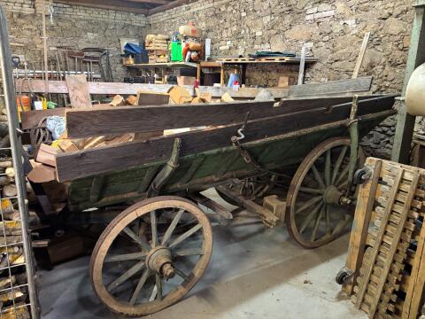 Leiterwagen sehr gepflegt!