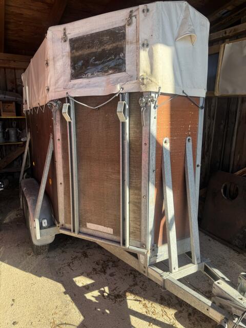 Pongratz Viehanhänger