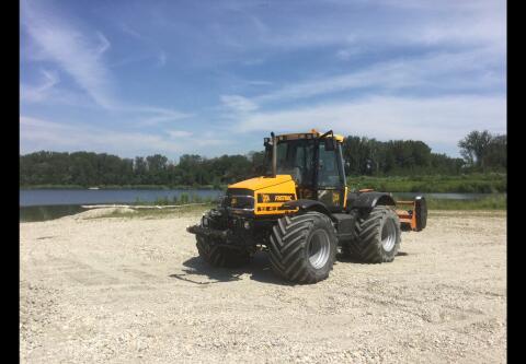 JCB 2135 4WS Fastrac