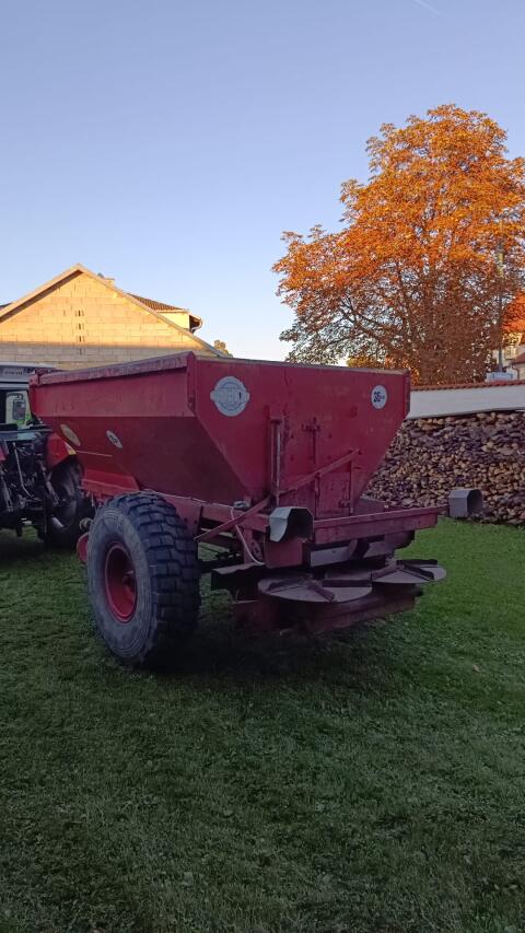 Kalkstreuer - Bredal