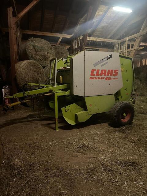 Rundballenpresse Claas Rollant 46