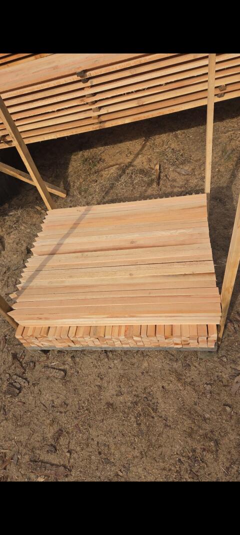 Lärchenstecken, Pflanzstab, Pflöcke