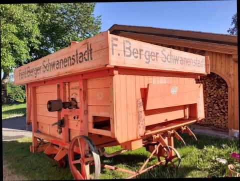 Alte Dreschmaschine