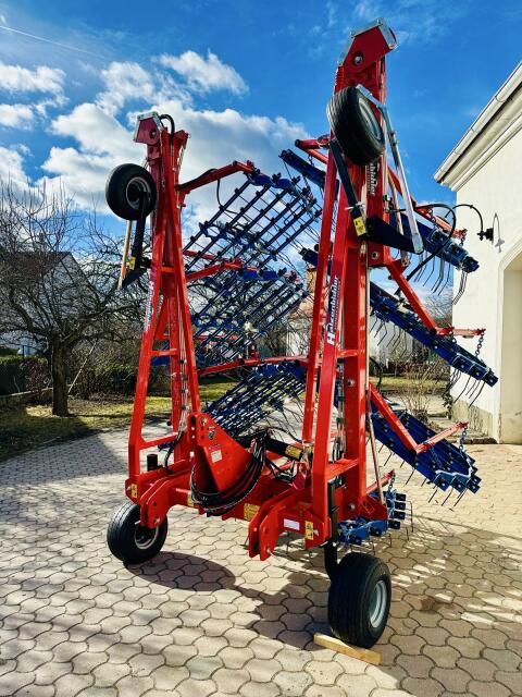 Hatzenbichler Striegel NEU, Federzahnegge