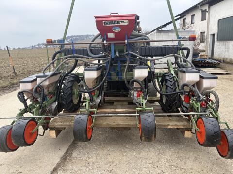 Kuhn Planter 1