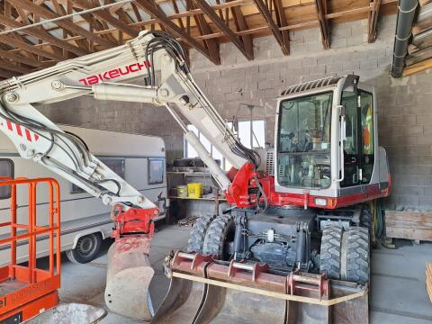 Takeuchi TB225 inkl. Anhänger