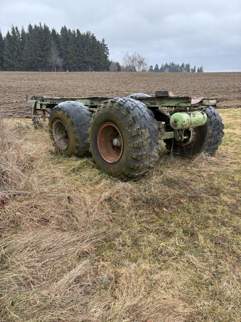 Sonstiges Fahrgestell