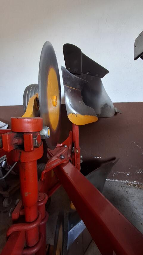 Pöttinger Pflug Servo 1