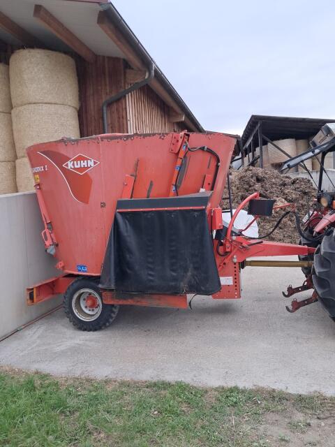 Futtermischwagen Kuhn