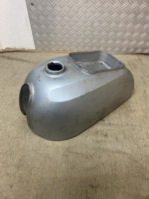 KTM Comet Cross Tank