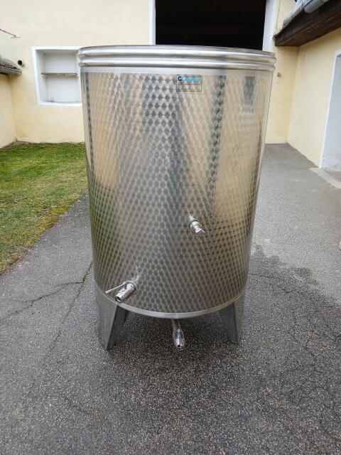 Immervolltank
