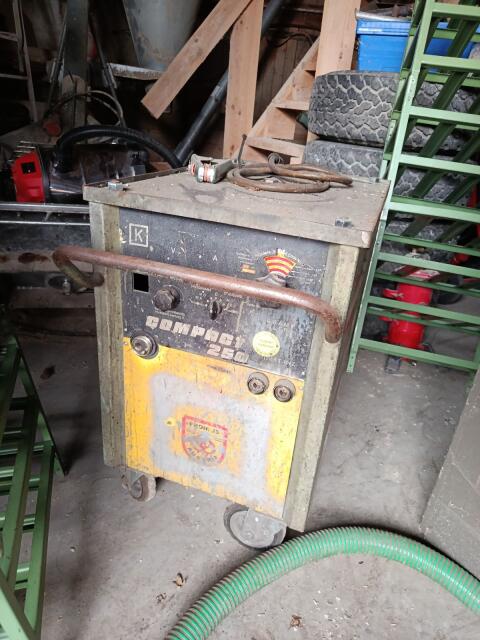 Fronius Compact 250 – Schutzgas-Schweißgerät (380V)