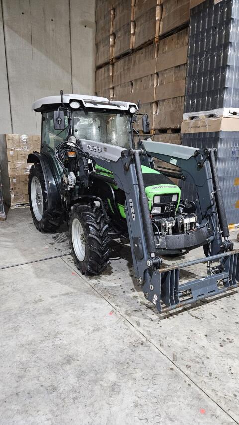 Deutz-Fahr Agroplus Traktor (Weinbau)