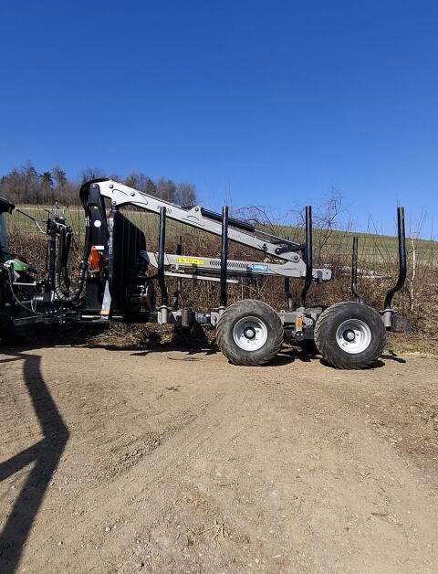 Rückewagen Trejon MF 1050